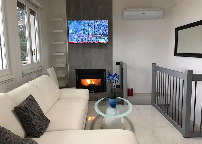 Angela Prázdninový dům